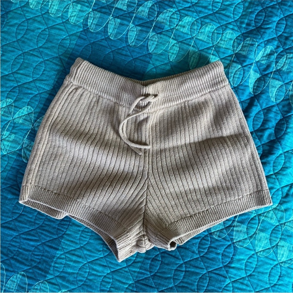 Reformation Tan Ribbed Sweater - Picture 8 of 8